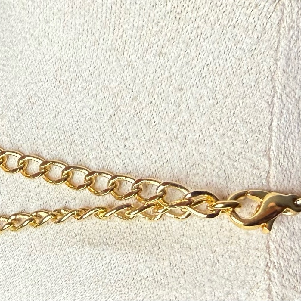 Christian Dior Necklace - Picture 3 of 4